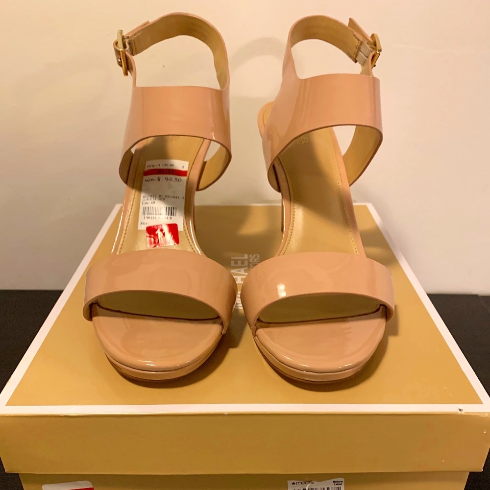 Michael Kors Claudia Mid LT  Blush Patent Leather  11M